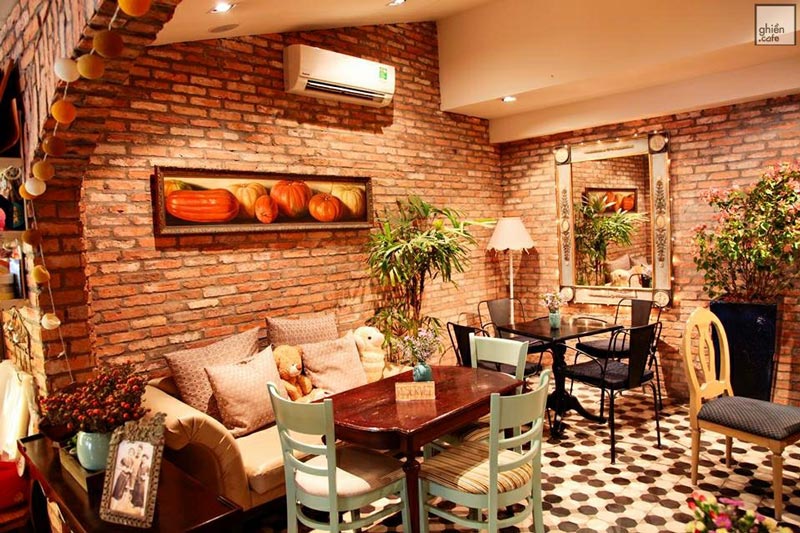 Những quán cafe san vuon đẹp ở Sài Gòn